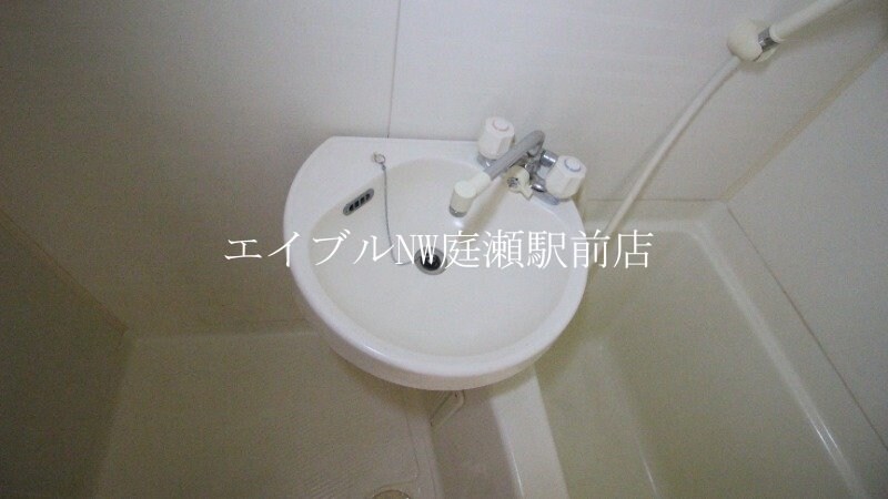 ビューラージュネスの物件内観写真