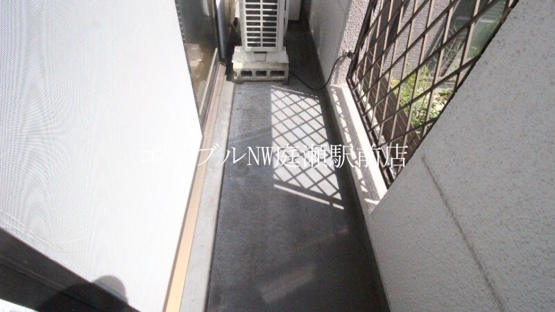 ビューラージュネスの物件内観写真