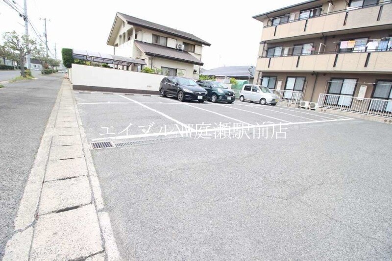 カトルセゾンの物件外観写真