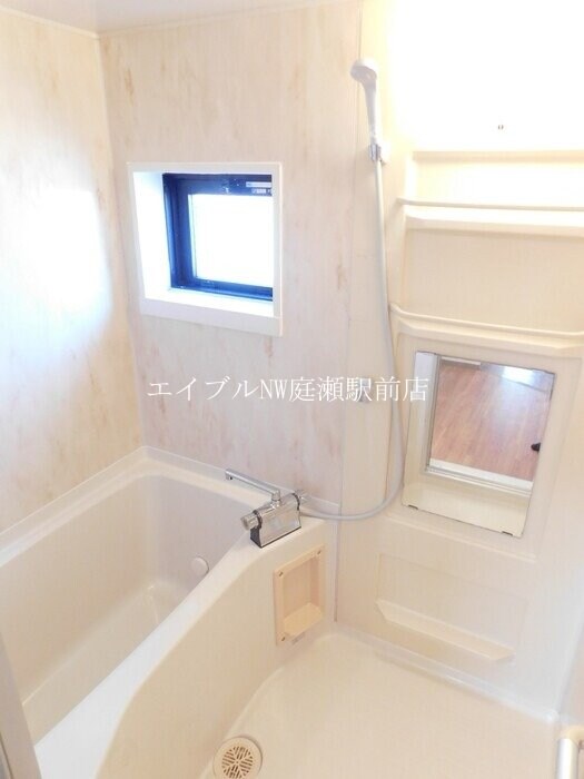 カトルセゾンの物件内観写真