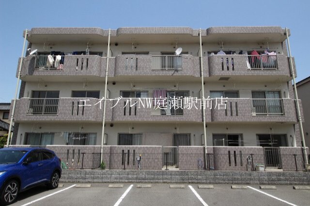 カーサフェリーチェⅠの物件外観写真