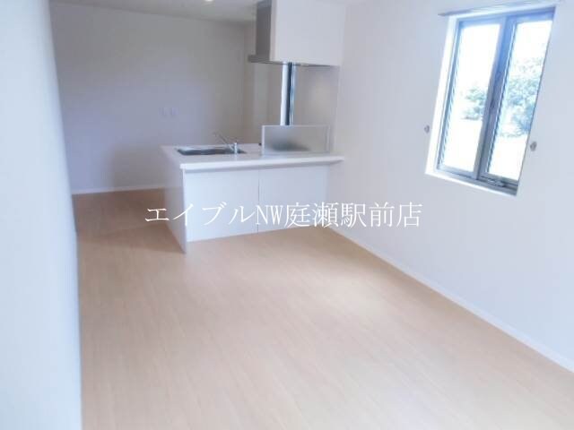 アジュール美和の物件内観写真