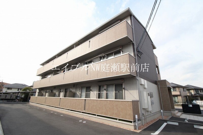 メゾン　ヴィレッタの物件外観写真