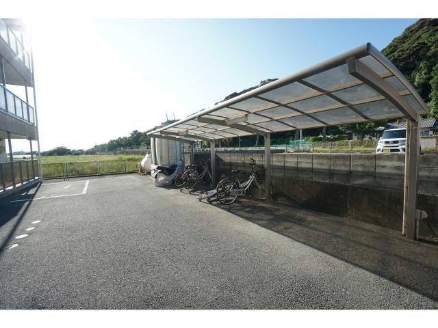 有里館の物件外観写真