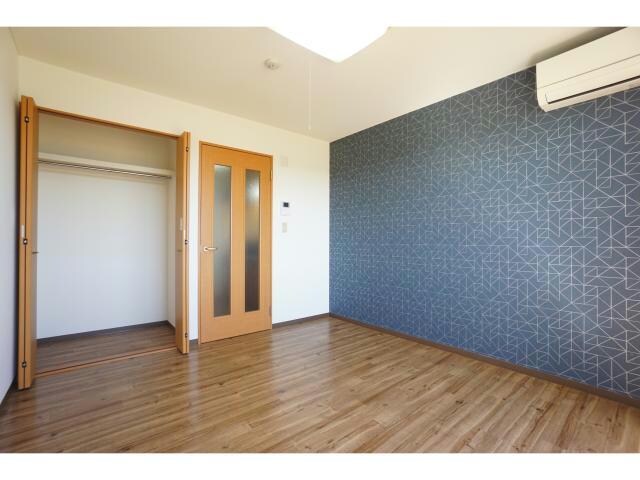 新居町駅 車移動5分  2km 3階の物件内観写真