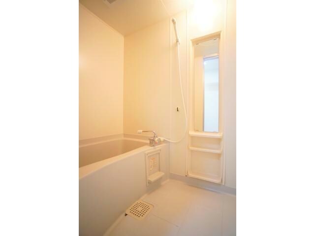 ティアラ神立の物件内観写真