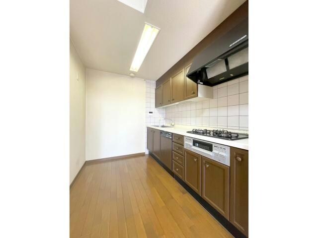 プライムタウン木戸町の物件内観写真