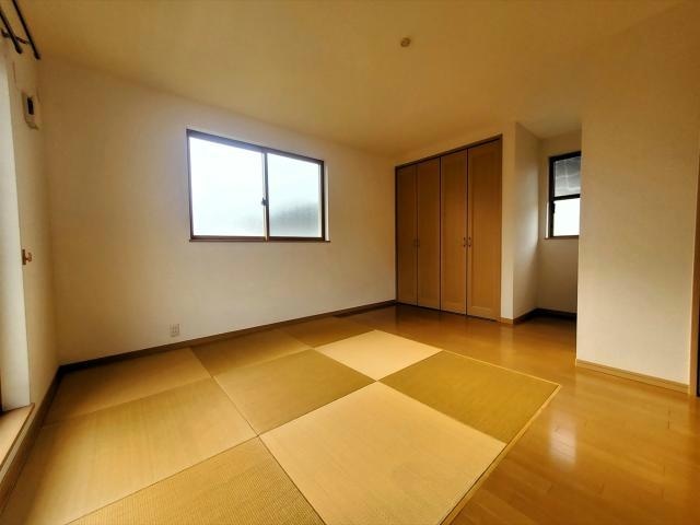 広沢2丁目戸建ての物件内観写真