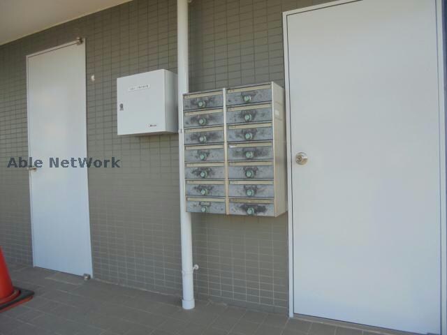 幸希ビルの物件外観写真