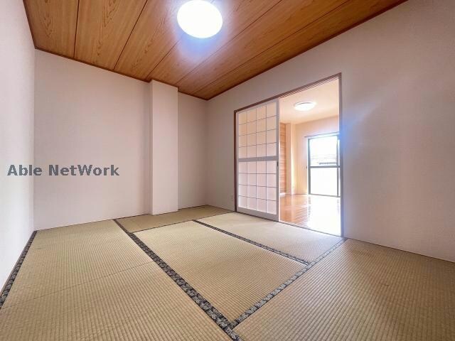 グランドヒルズ神の倉の物件内観写真