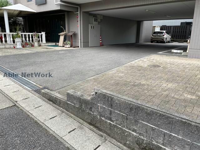 グランドメゾン神ノ倉の物件外観写真