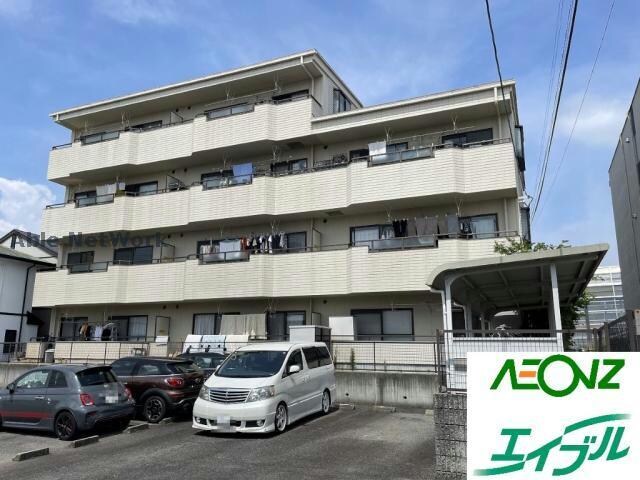 クィーンハイツ滝の水の物件外観写真