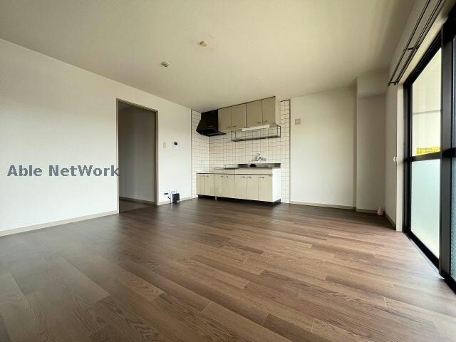 クィーンハイツ滝の水の物件内観写真