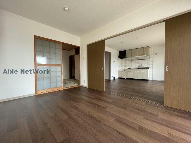 クィーンハイツ滝の水の物件内観写真