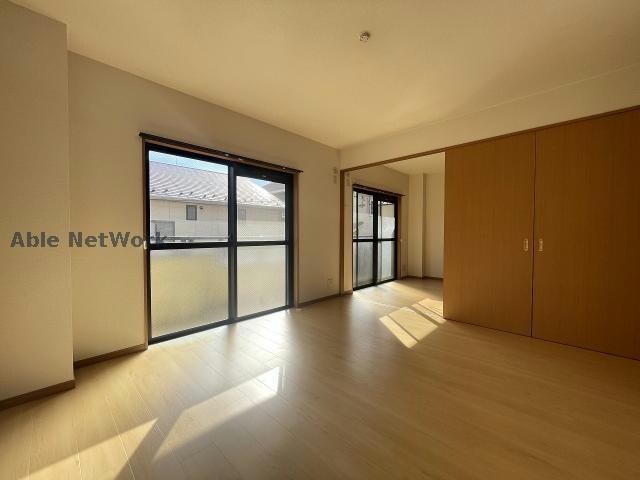 オアシス荒池の物件内観写真