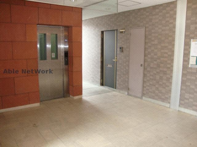 ヴィアーレマルフク 南館の物件外観写真