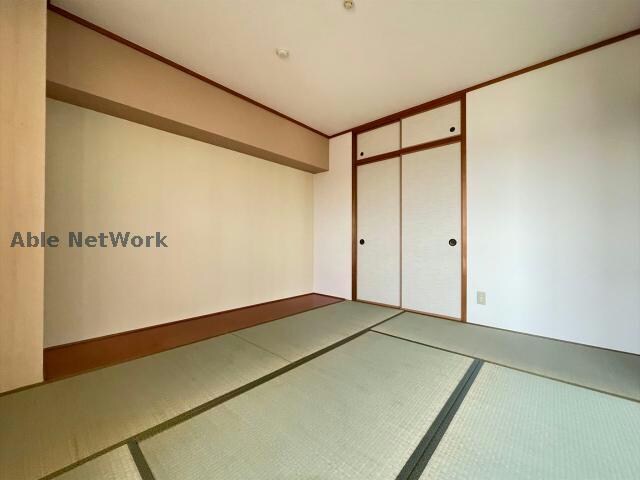 ヴィアーレマルフク 南館の物件内観写真