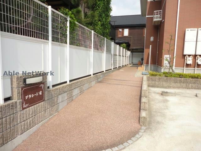 プラシード栄の物件外観写真
