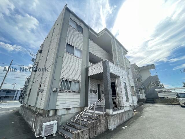 ヴェルスの物件外観写真