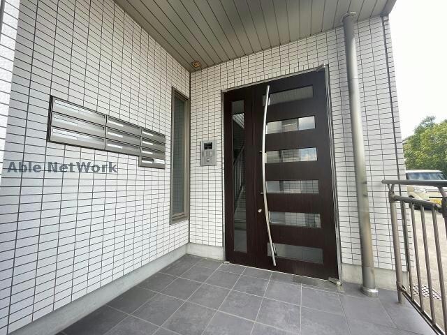 ヴェルスの物件外観写真