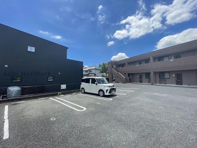 ラ・エレガンス77の物件外観写真