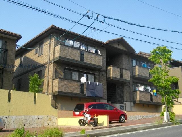 プリズムコート ミルキーの物件外観写真