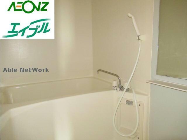 ヴェルデ鳴海の物件内観写真