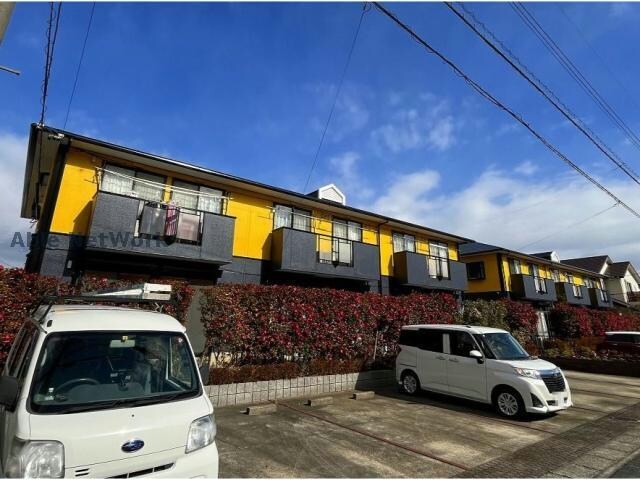 ビーライン三好ヶ丘 A棟の物件外観写真