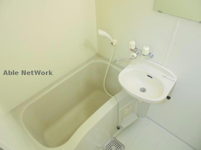 セントラルリバーⅢの物件内観写真