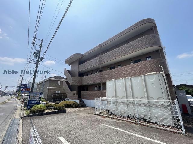 ファミール明定の物件外観写真