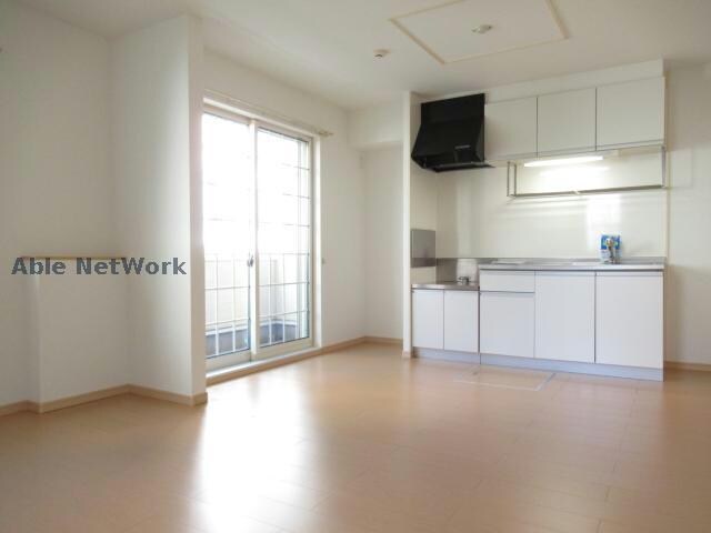 ハピネス中ノ島の物件内観写真