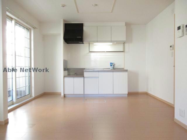 ハピネス中ノ島の物件内観写真