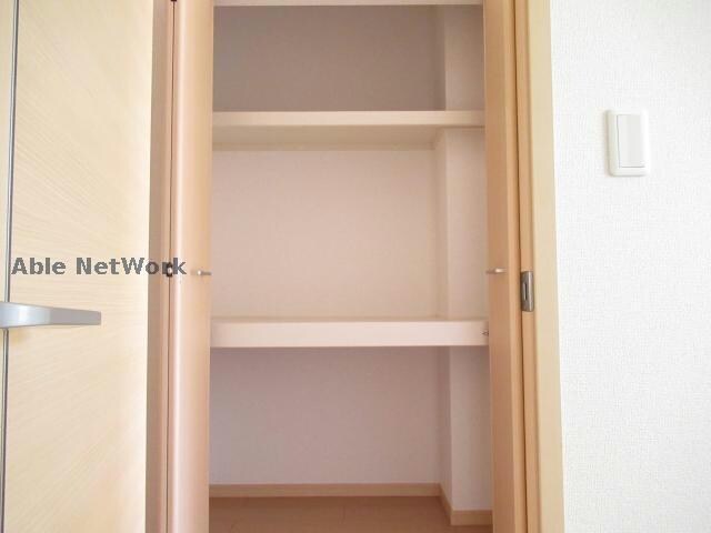 ハピネス中ノ島の物件内観写真