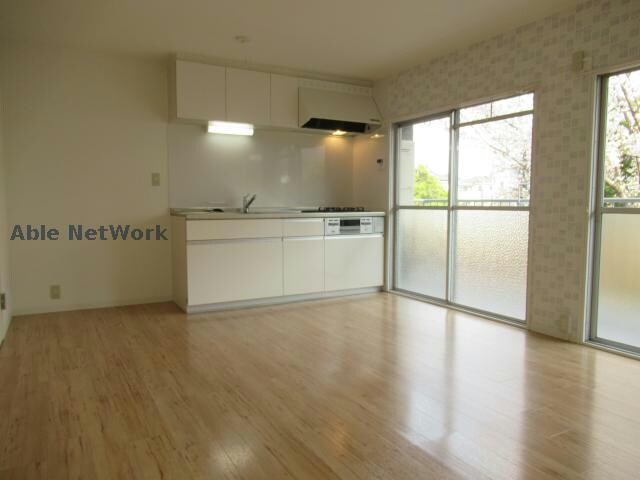 なるみグリーンコーポの物件内観写真