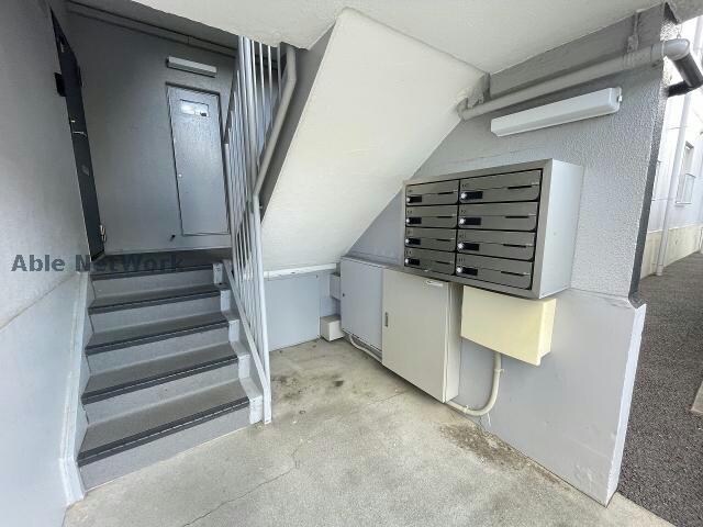 なるみグリーンコーポの物件外観写真