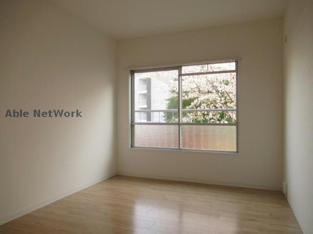 なるみグリーンコーポの物件内観写真