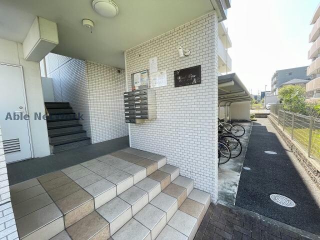 ウインドローズの物件外観写真