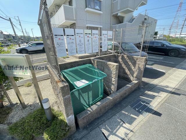 ウインドローズの物件外観写真