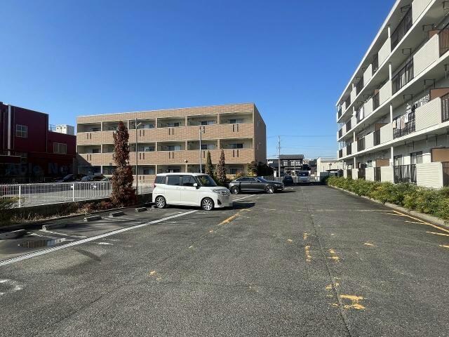 ファミール豊明の物件外観写真