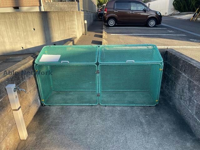 ウィングド フット コートの物件外観写真