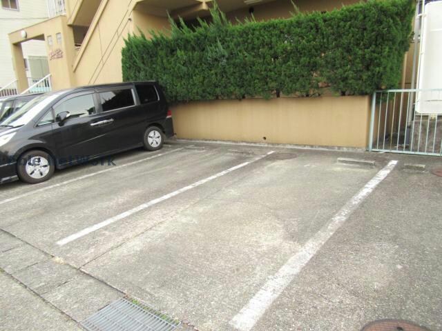 パークサイド砂田の物件外観写真