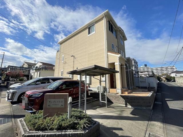 サングレイスBの物件外観写真