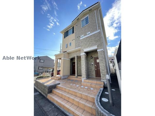 サングレイスBの物件外観写真