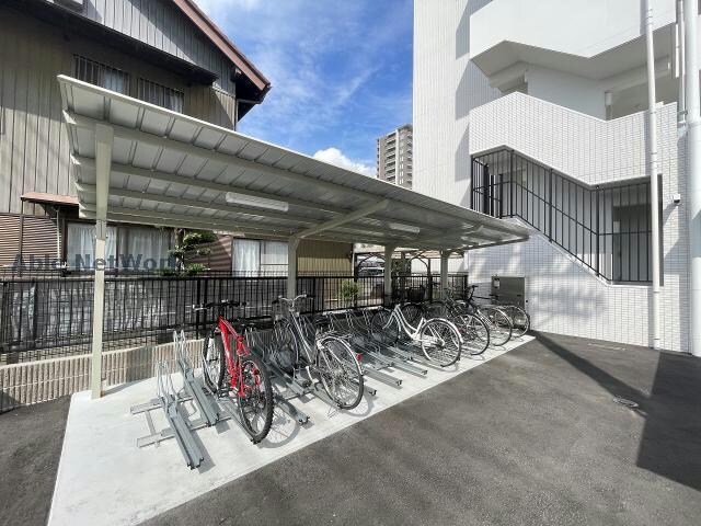 NEUA　NARUMIの物件外観写真