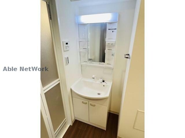 NEUA　NARUMIの物件内観写真