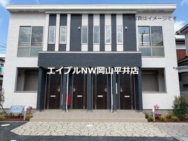 ジニアス瀬戸の物件外観写真