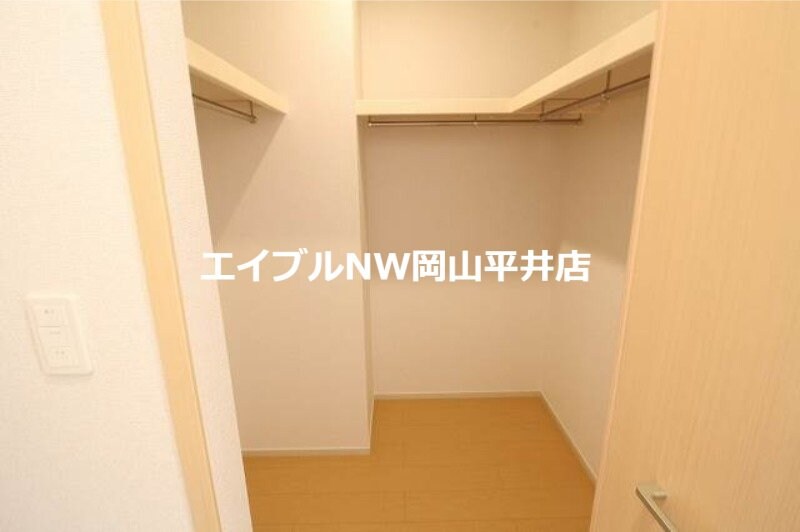 オフショアⅢの物件内観写真