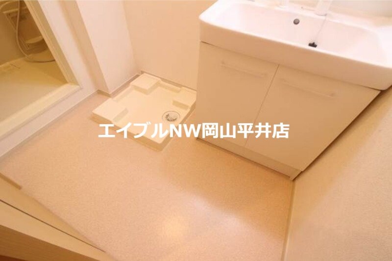 オフショアⅢの物件内観写真