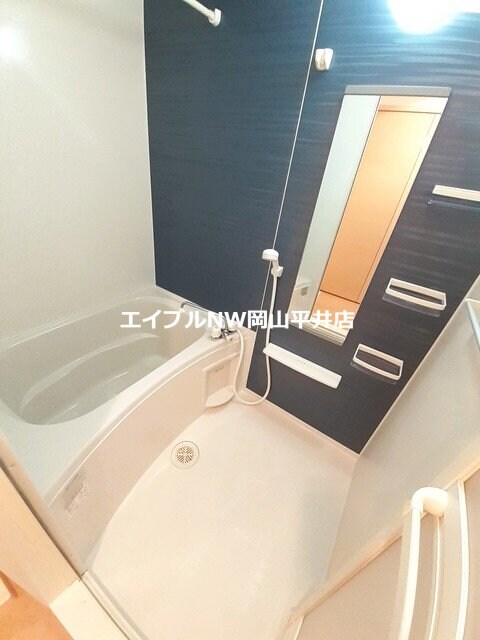 マーヴェラスＡの物件内観写真