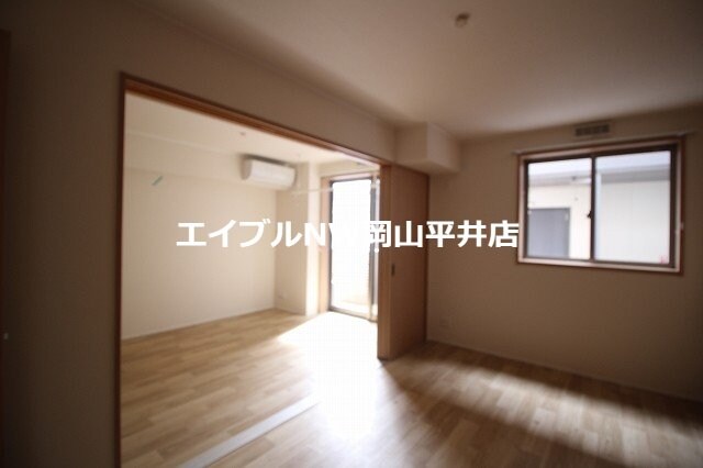 チッタ・デ・雄嶋の物件内観写真